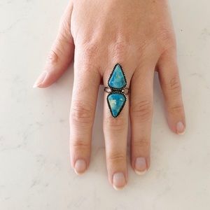 Vintage Sterling Silver and Turquoise Ring 7